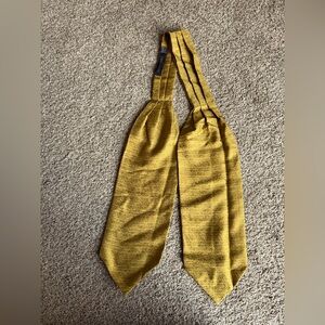 Forzieri Gold Self-Tie Bow Tie